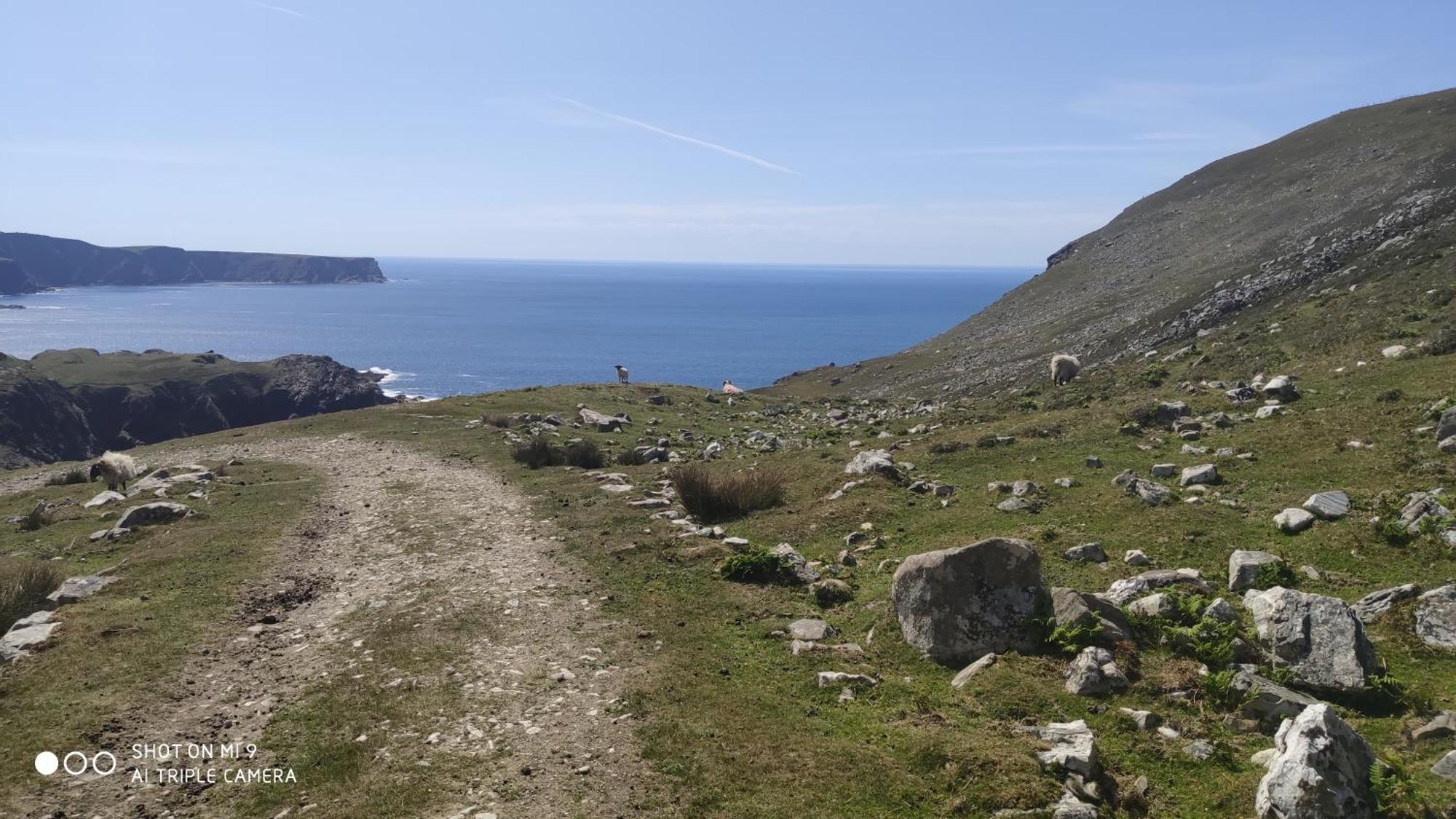 John Eoinin'S Bar And Accommodation Glencolumbkille Bagian luar foto