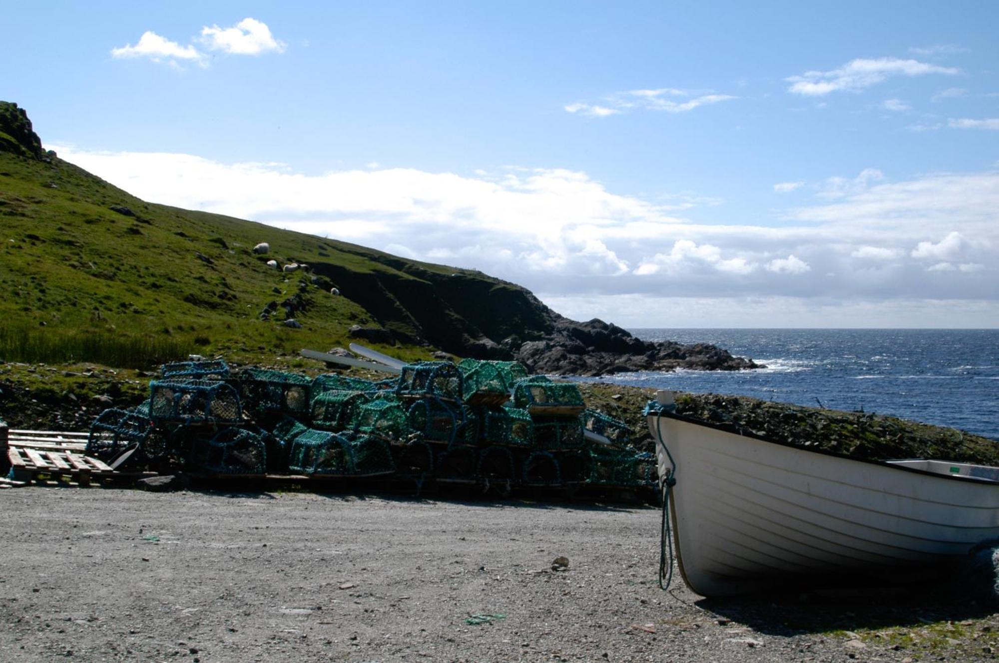 John Eoinin'S Bar And Accommodation Glencolumbkille Bagian luar foto